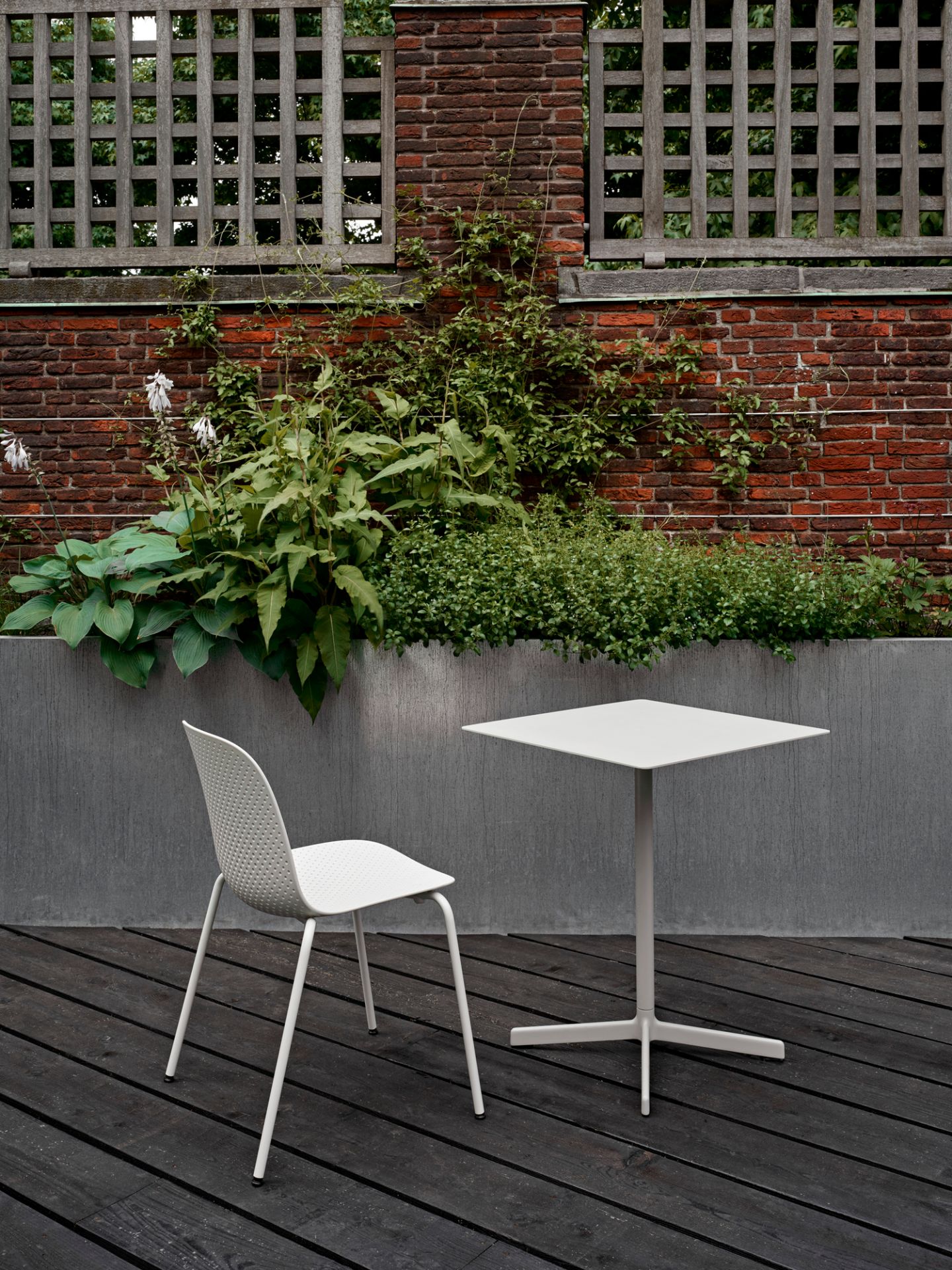 Hay on sale square table